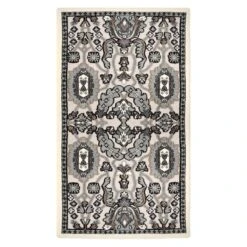 Arrington Ivory & Grey Medallion Accent Rug, 26x45