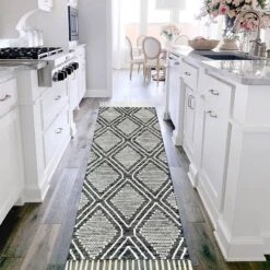 (B709) Found & Fable Goa Black Diamond Design Runner, 2x6 -Modern Decor Shop b709 found fable goa black diamond design runner 2x6 5