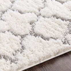 (B746) Elenor Ivory Geometric Runner, 2x7 -Modern Decor Shop b746 elenor ivory geometric runner 2x7 5