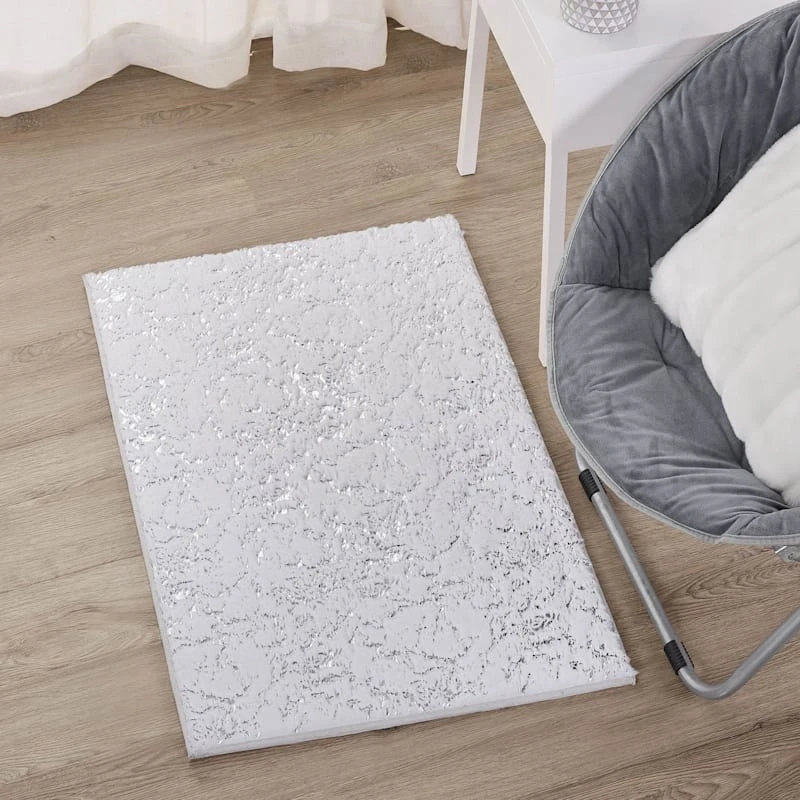 Laila Ali Ivory Foiled Faux Fur Accent Rug, 2x3 4 Laila Ali Ivory Foiled Faux Fur Accent Rug, 2x3 - Image 4