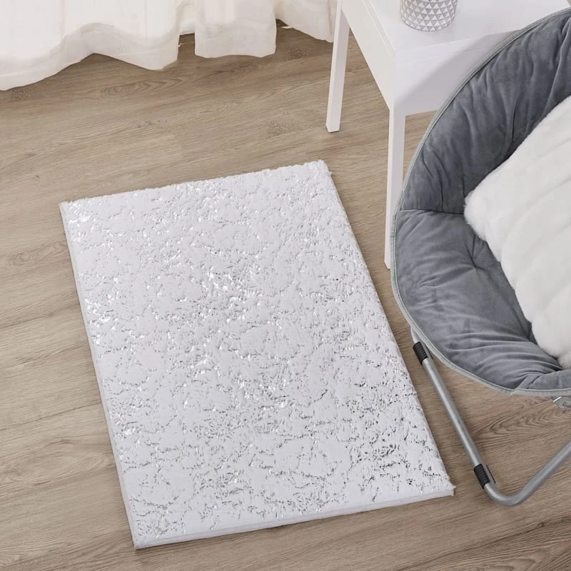 Laila Ali Ivory Foiled Faux Fur Accent Rug, 2x3 5 Laila Ali Ivory Foiled Faux Fur Accent Rug, 2x3 - Image 5