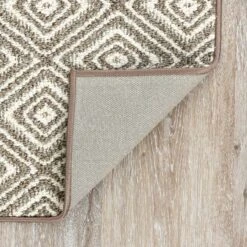 Tristen Brown Cream Dia 24X60 -Modern Decor Shop tristen brown cream dia 24x60 3